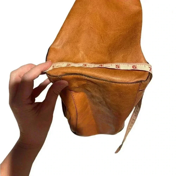 London Fog cognac faux leather tote bag large - Picture 6 of 12